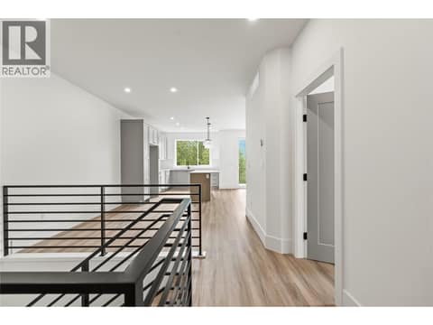 Photo 7 of 7060 Manning Place, Foothills, Vernon