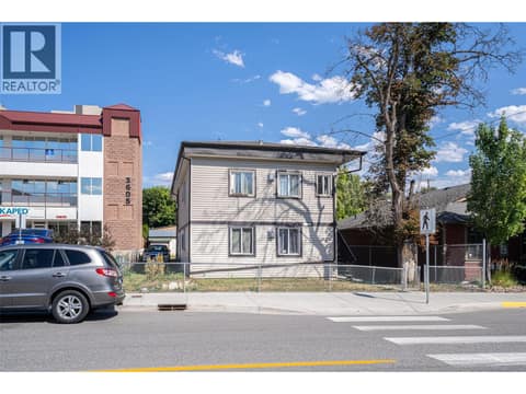 View of front of building facing west to 31st street at 3601 31 Street, City of Vernon