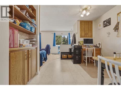 Photo 8 of 3343 Belaire Drive, Armstrong/ Spall.