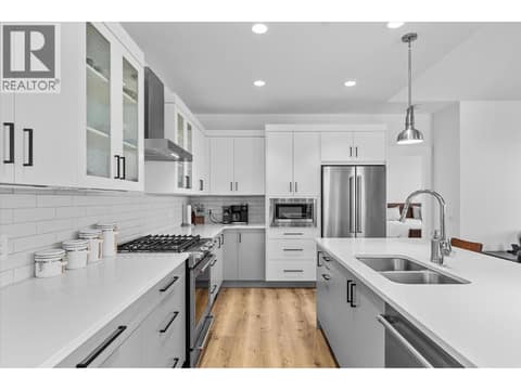 Photo 10 of 185 Diamond Way, Predator Ridge, Vernon