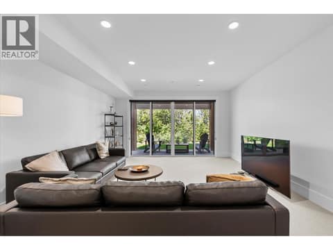 Photo 31 of 185 Diamond Way, Predator Ridge, Vernon