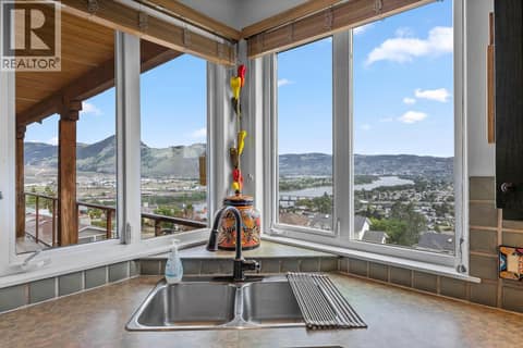 Photo 12 of 1828 NORVIEW Place, Batchelor Heights, Kamloops