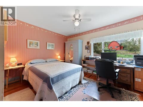 Photo 27 of 4852-4858 Lakeshore Road, Upper Mission, Kelowna