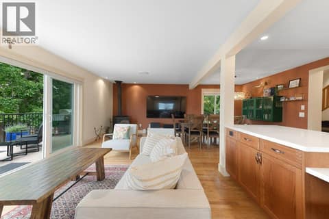 Photo 44 of 4852-4858 Lakeshore Road, Upper Mission, Kelowna