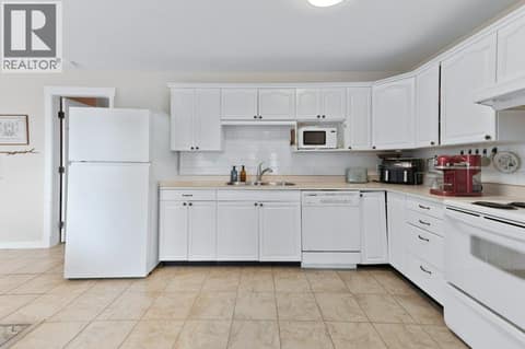 Photo 67 of 4852-4858 Lakeshore Road, Upper Mission, Kelowna