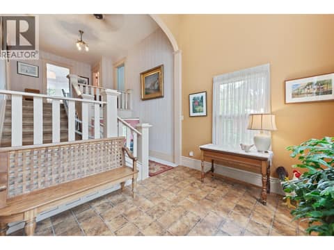 Photo 7 of 4852-4858 Lakeshore Road, Upper Mission, Kelowna