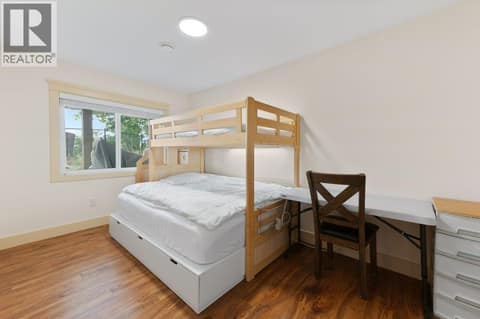 Lakeview House Lower Bedroom at 4852-4858 Lakeshore Road, Upper Mission, Kelowna