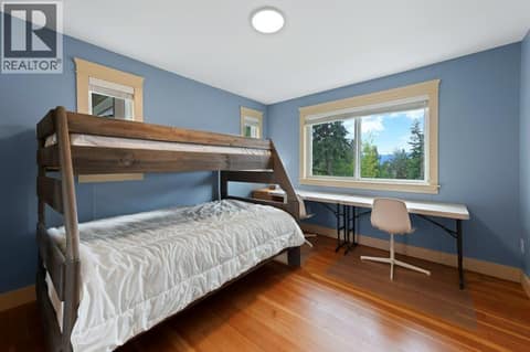 Lakeview House Main Floor Bed at 4852-4858 Lakeshore Road, Upper Mission, Kelowna