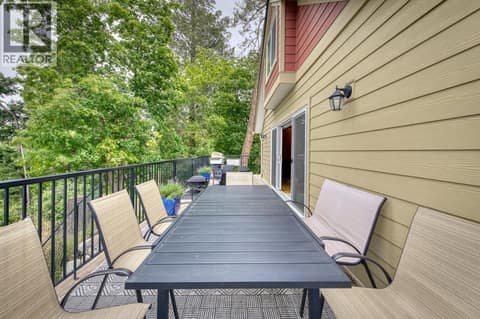 Lakeview Main Floor Wrap Around Deck at 4852-4858 Lakeshore Road, Upper Mission, Kelowna