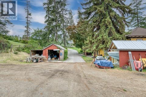 Workshop and Gravel Area for Orchard at 4852-4858 Lakeshore Road, Upper Mission, Kelowna