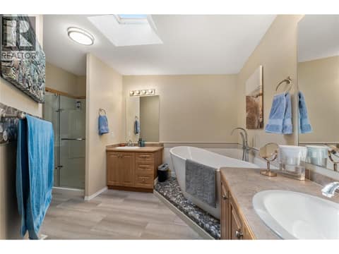 Photo 21 of 6688 Tronson Road Unit# 31, Okanagan Landing, Vernon
