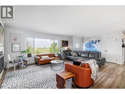 Photo 5 of 13487 Middle Bench Road, Lake Country East / Oyama