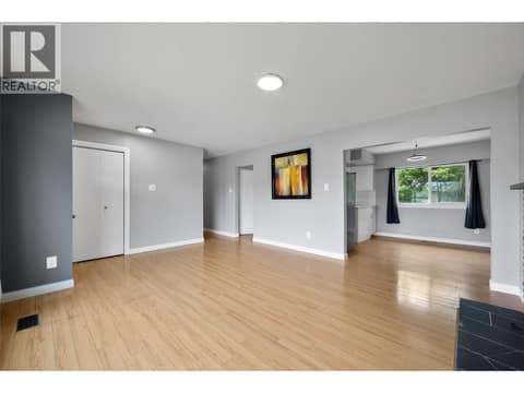 Photo 10 of 631 Brandon Avenue, North Kamloops