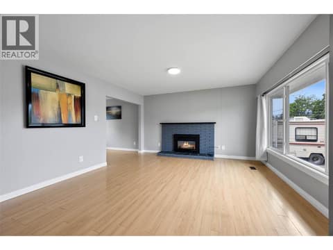Photo 11 of 631 Brandon Avenue, North Kamloops