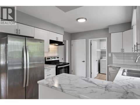 Photo 16 of 631 Brandon Avenue, North Kamloops