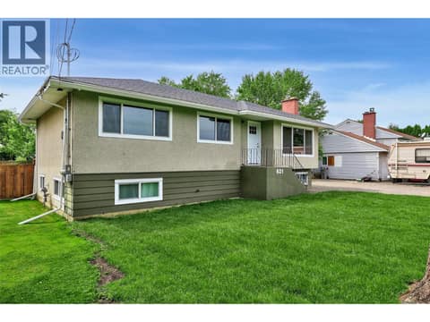 Photo 8 of 631 Brandon Avenue, North Kamloops