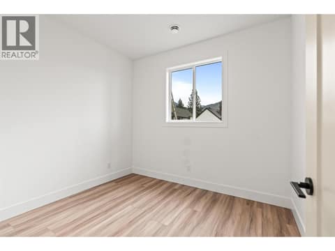 Photo 9 of 7005 Manning Place, Foothills, Vernon