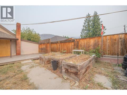 Photo 34 of 3007 38 Street, City of Vernon