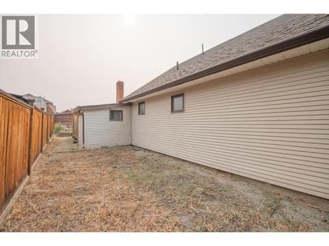 Photo 43 of 3007 38 Street, City of Vernon