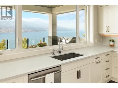Jenn-Air Dishwasher at 3320 Acacia Lane, McKinley Landing, Kelowna