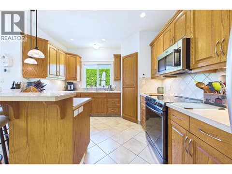 Photo 4 of 170 STOCKS Crescent Unit# 184, Wiltse/Valleyview, Penticton