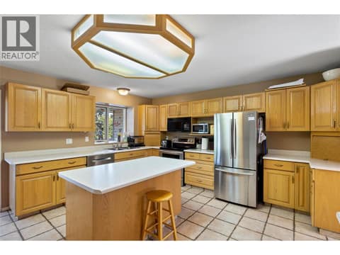 Photo 11 of 219 Strom Road, Valleyview, Kamloops