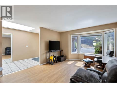Photo 6 of 219 Strom Road, Valleyview, Kamloops