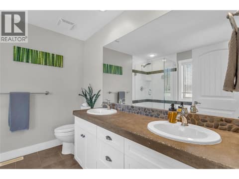 Beautiful his and hers ensuite at 2493 Ironridge Road, Smith Creek, West Kelowna