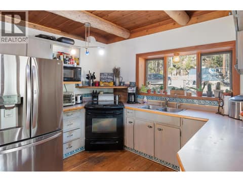 Photo 18 of 7080 Glenfir Road Unit# 15, Naramata Rural