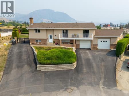 Photo 2 of 1643 Traut Court, Black Mountain, Kelowna