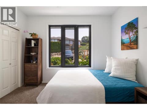 Bedroom at 10 Bayview Heights, Middleton Mountain Coldstream