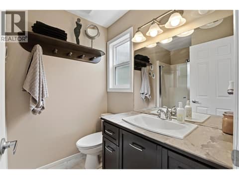 Photo 16 of 3140 Coventry Crescent, Glenrosa, West Kelowna