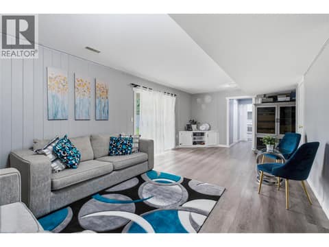 Photo 25 of 3140 Coventry Crescent, Glenrosa, West Kelowna