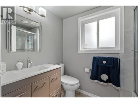 Photo 28 of 3140 Coventry Crescent, Glenrosa, West Kelowna