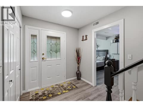 Photo 5 of 3140 Coventry Crescent, Glenrosa, West Kelowna