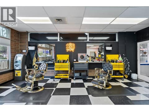 Photo 1 of 168 ORIOLE Road, Valleyview, Kamloops