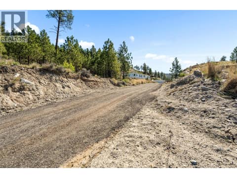 Photo 10 of 138 SALIKEN Drive, Columbia/Duncan, Penticton