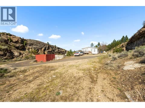 Photo 14 of 138 SALIKEN Drive, Columbia/Duncan, Penticton