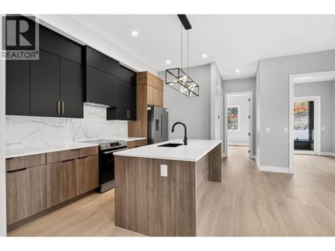 Photo 4 of 757 Barnaby Road Unit# 1, Upper Mission, Kelowna