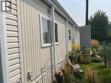 Photo 6 of 5484 25 Avenue Unit# 39, Okanagan Landing, Vernon