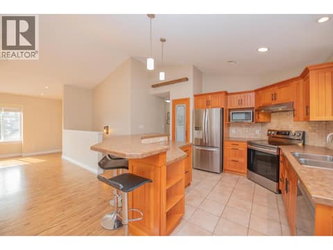 Photo 9 of 1808 Skyview Crescent, Lumby Valley