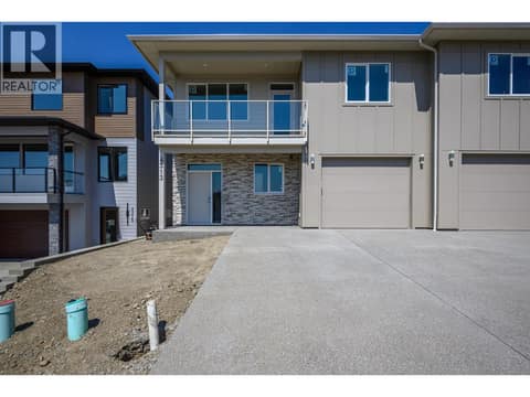 Photo 2 of 4313 Painted Turtle Drive, Alexis Park, Vernon