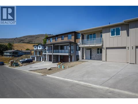Photo 3 of 4313 Painted Turtle Drive, Alexis Park, Vernon
