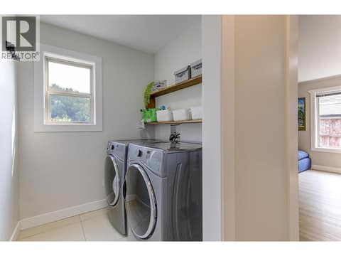 Laundry at 11392 Lodge Road Unit# 12, Lake Country East / Oyama