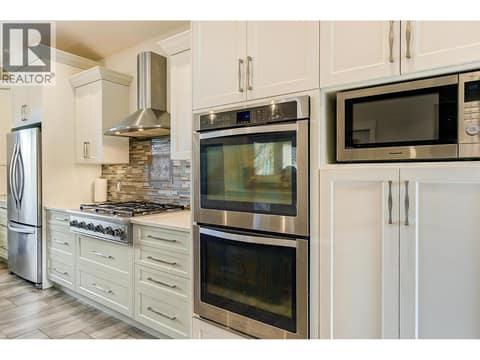 Photo 4 of 1506 Johnson Street, Trout Creek, Summerland