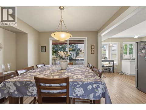 Photo 10 of 4407 20th Street Unit# 4, Harwood, Vernon
