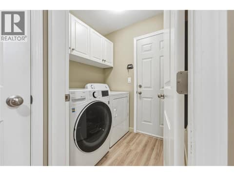 Photo 12 of 4407 20th Street Unit# 4, Harwood, Vernon