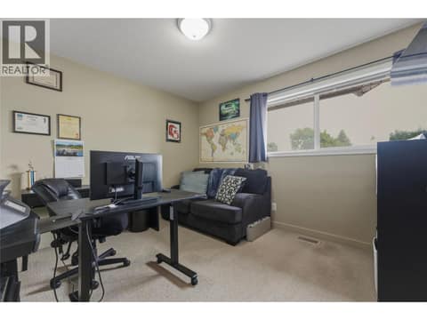 Photo 17 of 4407 20th Street Unit# 4, Harwood, Vernon