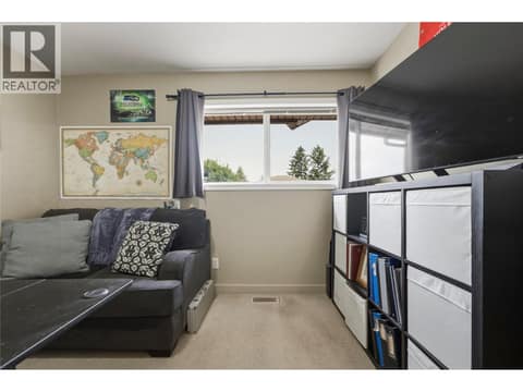Photo 18 of 4407 20th Street Unit# 4, Harwood, Vernon