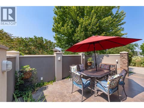 Private Front Yard Courtyard at 2233 Quail Run Drive, University District, Kelowna